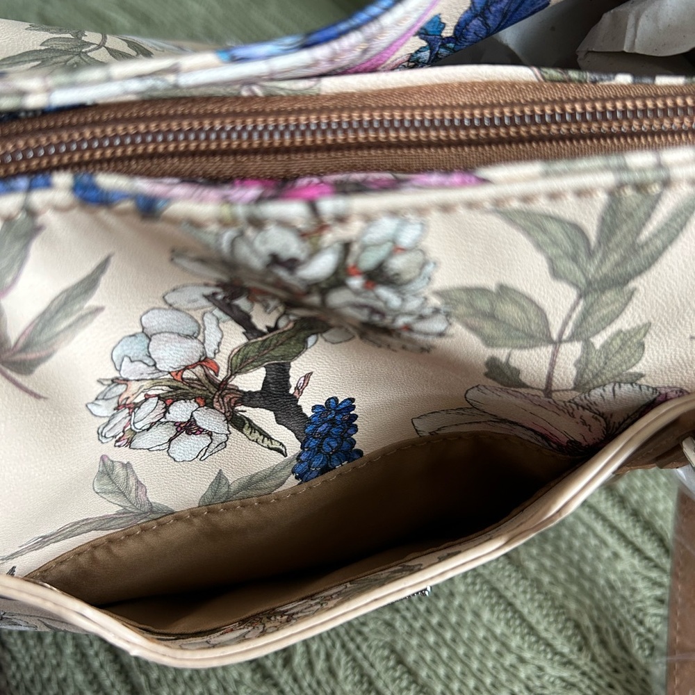 NWT MultiSac Pastel Medium Floral Cream Tote Bag with Tan Straps - Picture 11 of 12